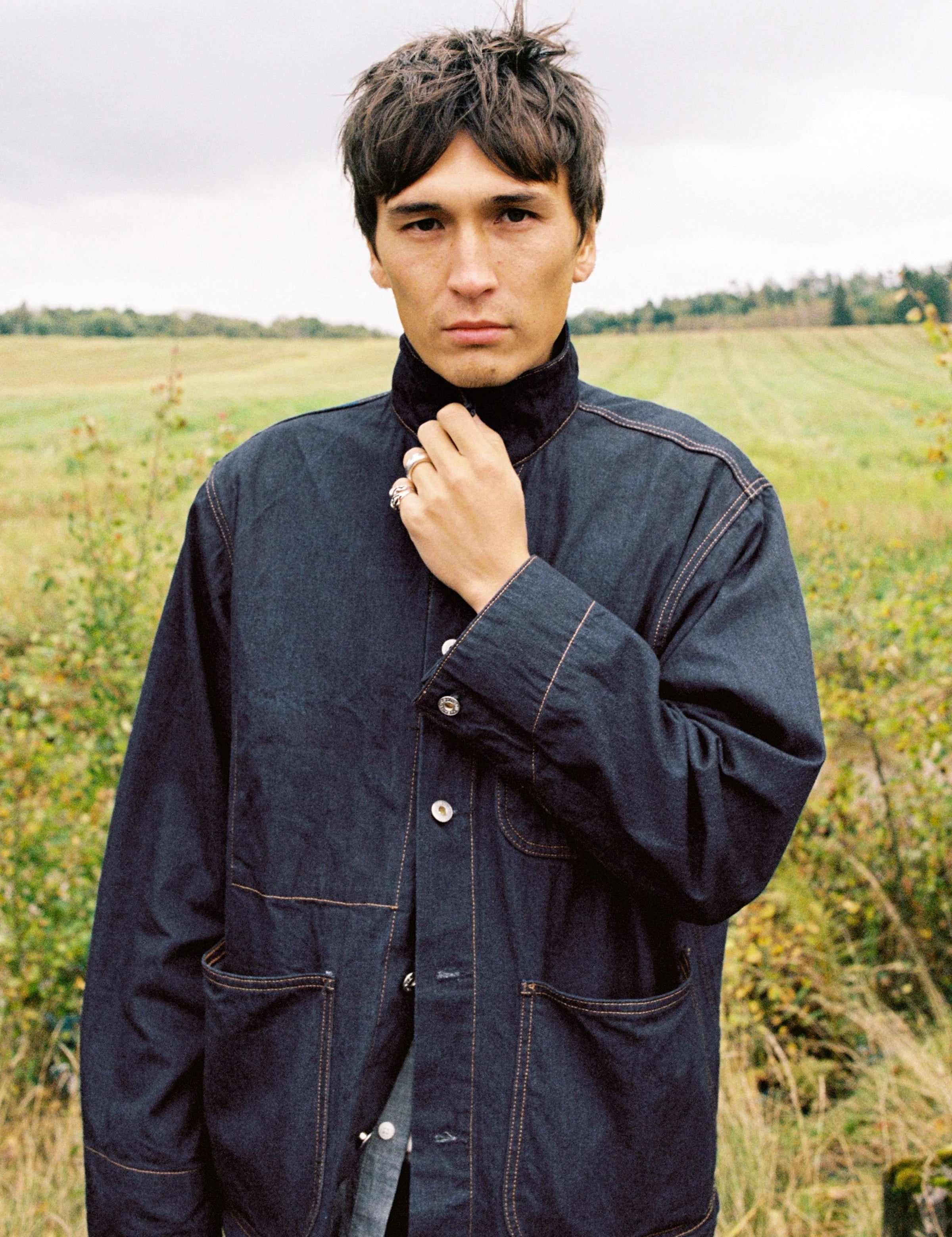 8829_da8f5e5f5a-160955b23_howie-painter-denim-jacket-dark-blue-3-2400.webp