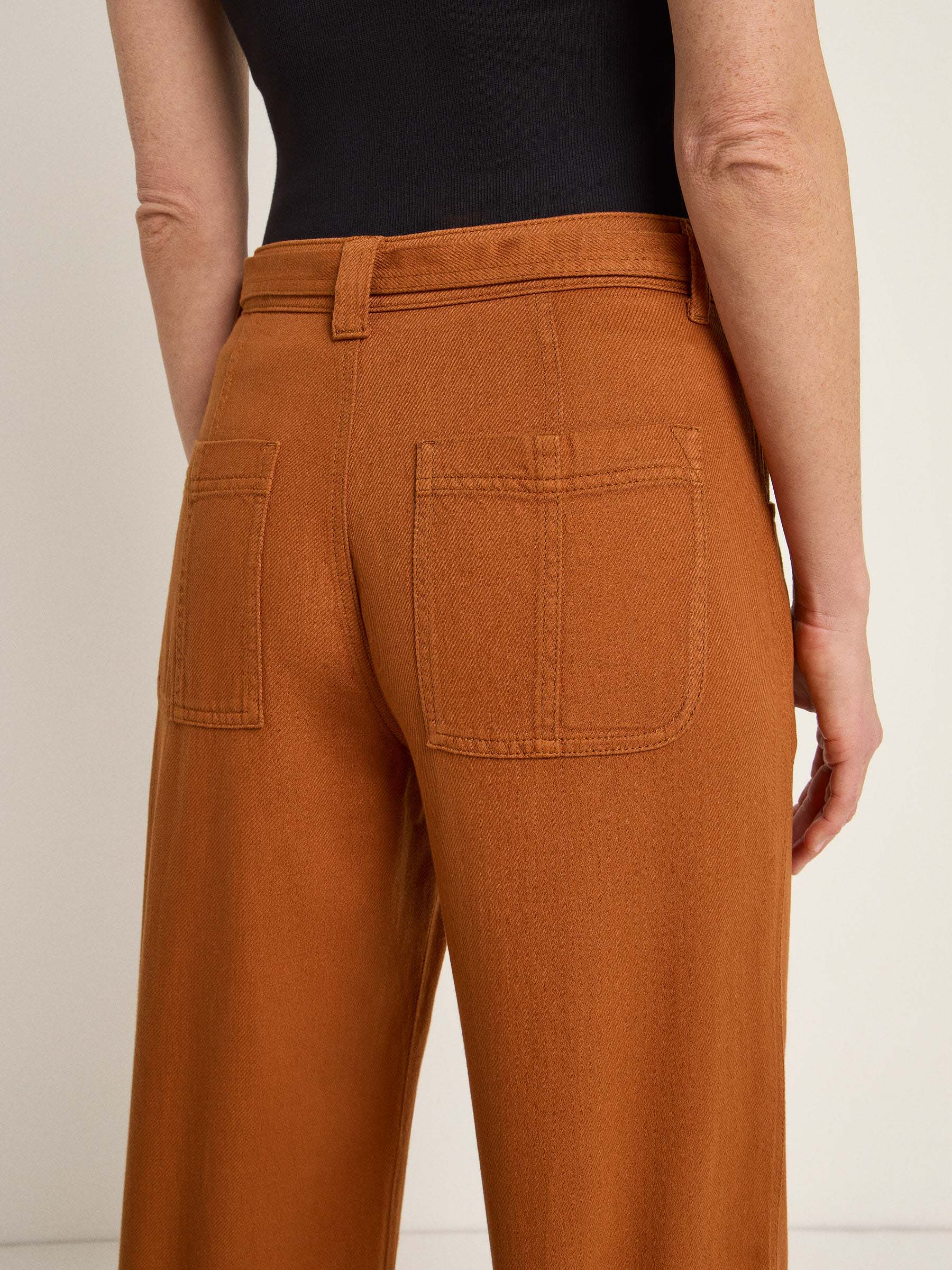 Lanius Pants with Belt GOTS Almond