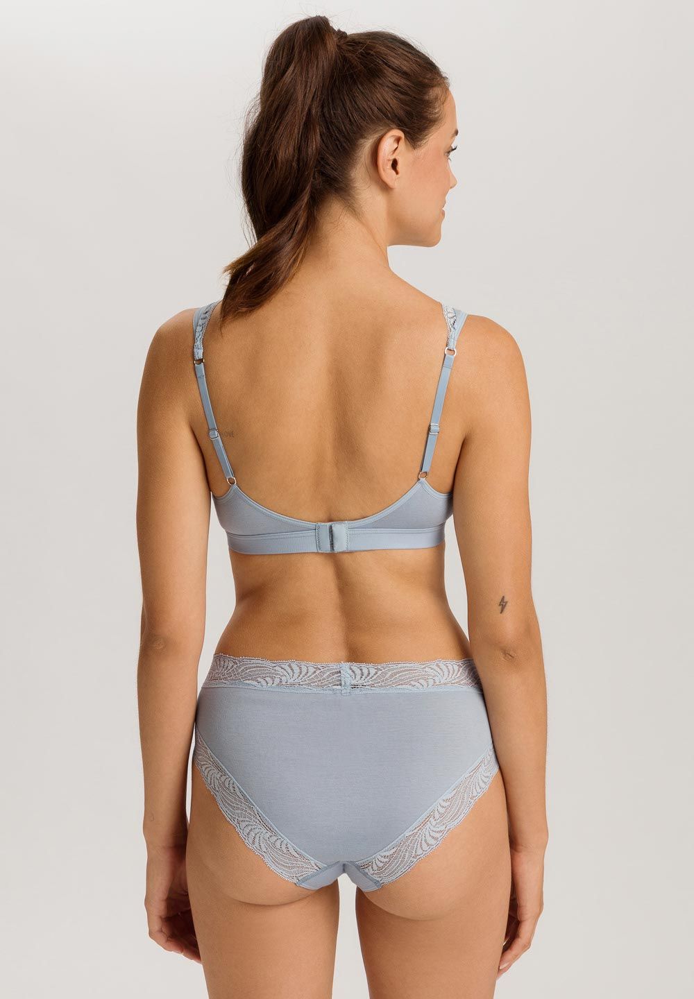 Hanro - Cotton Delight Soft Cup Bra - Sea Breeze