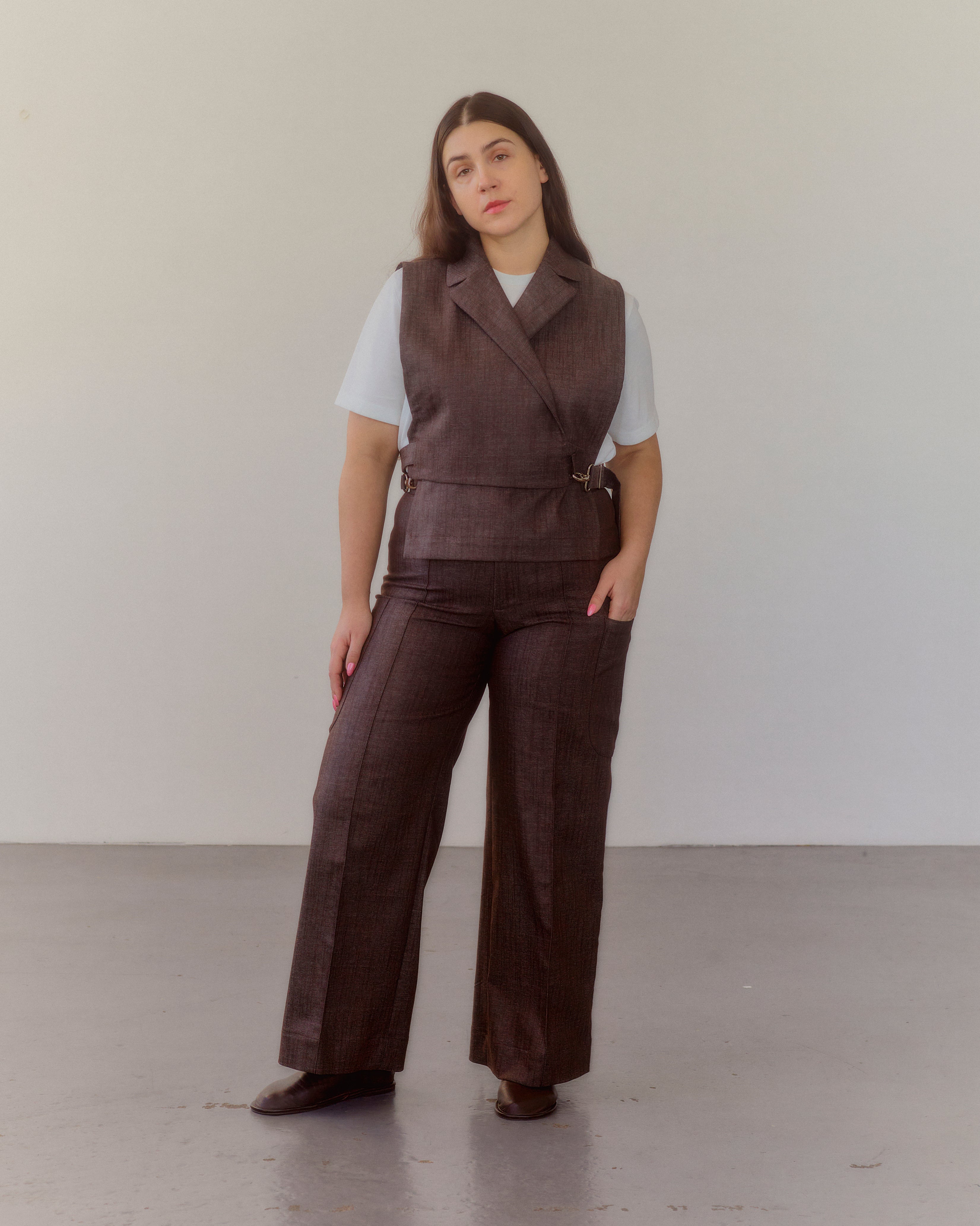 VIBE VIBE Justerbarbar vest med revers - Brun denim