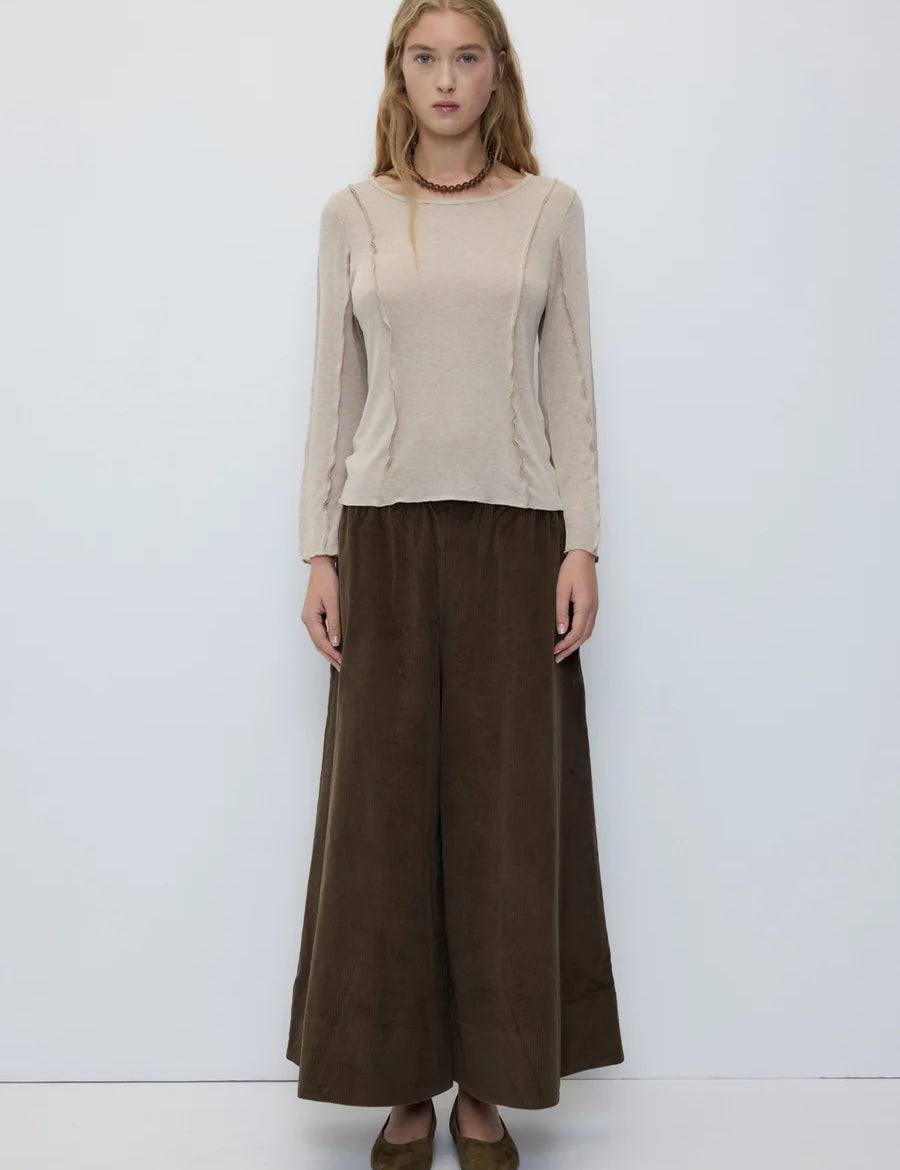 2831-TO-BE_Lido-Top-Beige_RITA_ROW_WOMEN_AW26_1_EDITADA_900x_b8c4eb5b-e79d-458c-a456-0578722ff1a0.webp