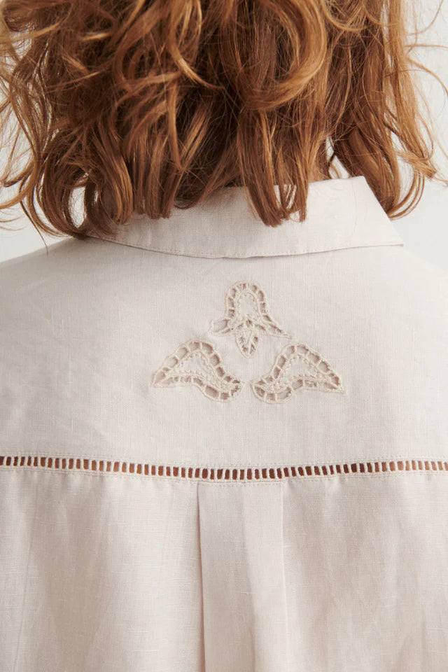 Basic Apparel - Arina SS Shirt - Moonbeam