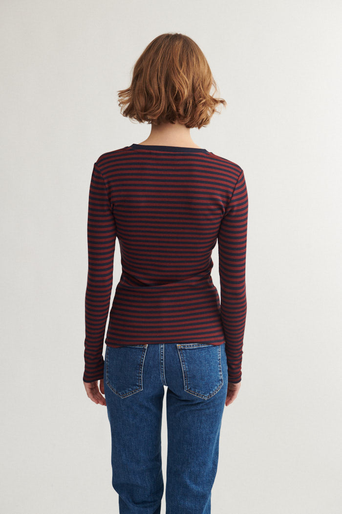 Basic Apparel Ludmilla LS Tee Bordeaux truffle / Sky captain
