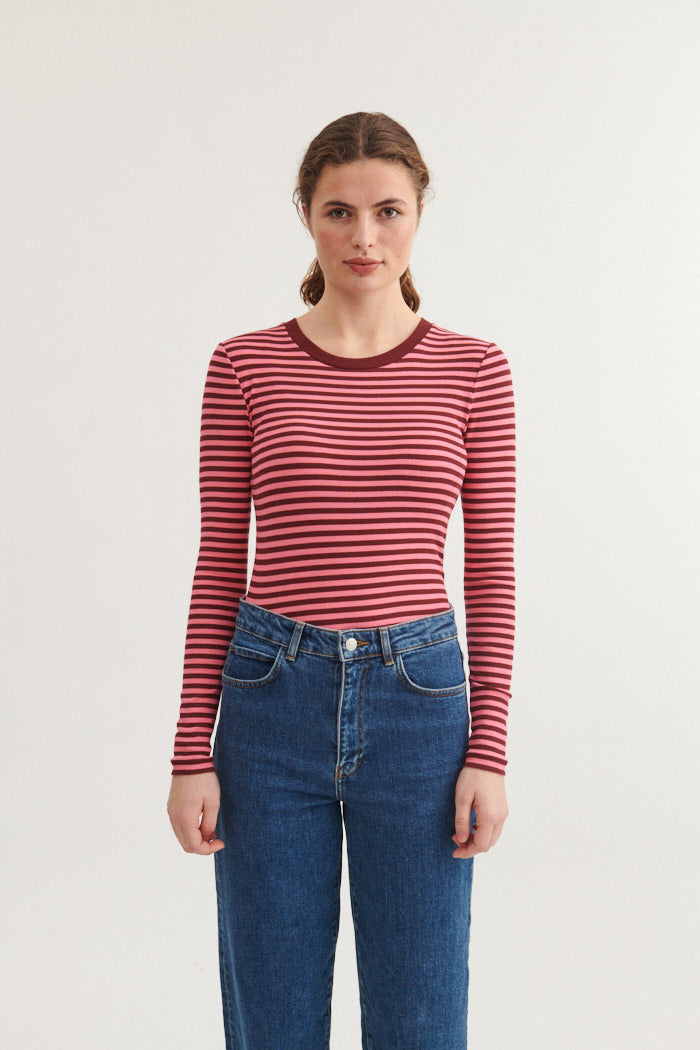 Basic Apparel Ludmilla LS TeeBubble gum/Bordeaux Truffle