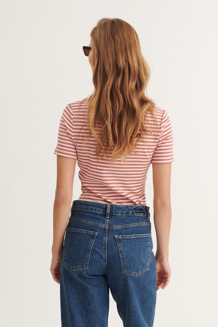 Basic Apparel - Ludmilla O-neck - Cedar wood / Rose shadow