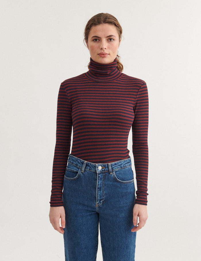 BA146-22_-_794_Bordeaux_truffle-Sky_captain_-_Extra_2.jpg