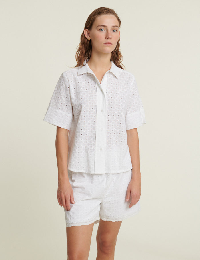 BA421-01_-_423_Bright_White_-_Extra_2.jpg