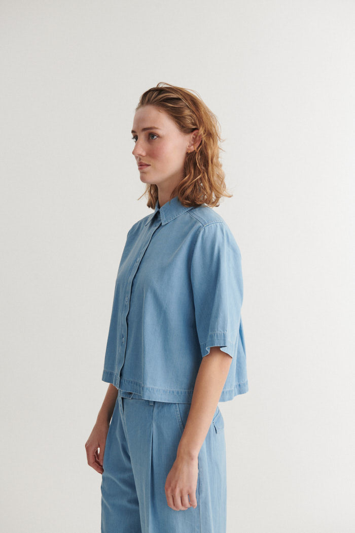 Basic Apparel Cody SS Shirt - Light Wash