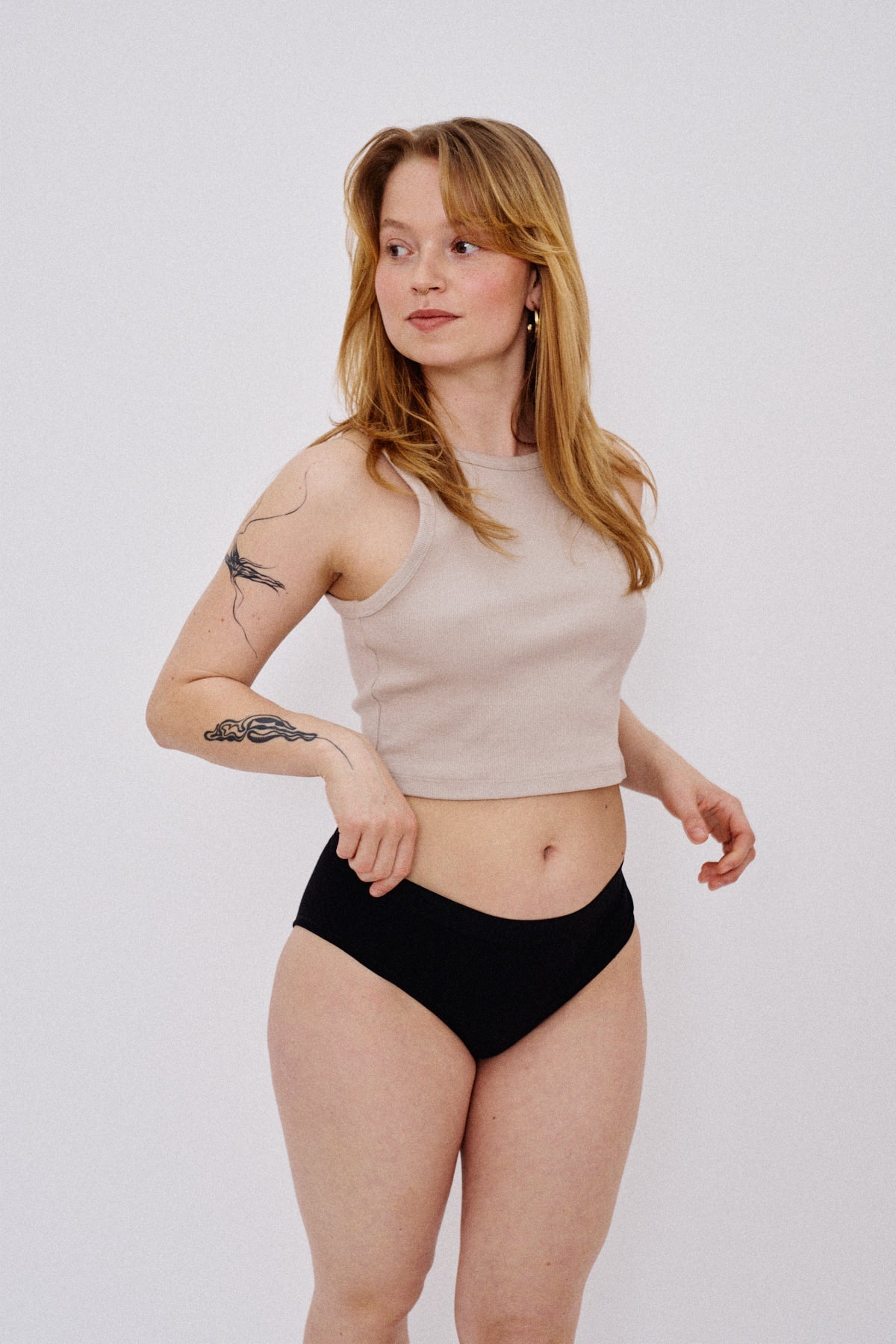 Flow 2 - Menstruationstrusser - Regular Waist - Moderate Flow - Black