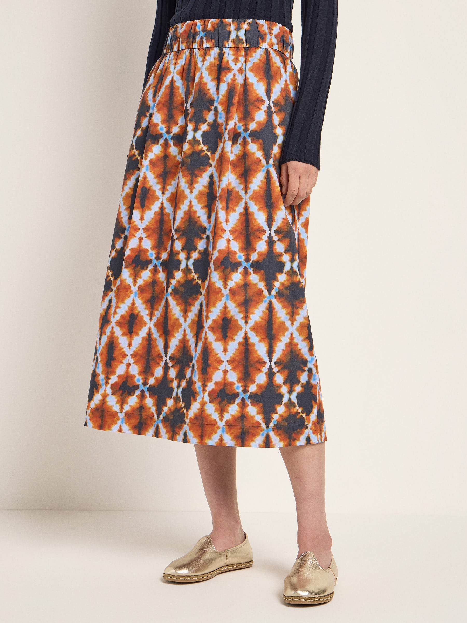 Lanius Midi Skirt with Elastic Waistband (GOTS)  Print Batik Almond