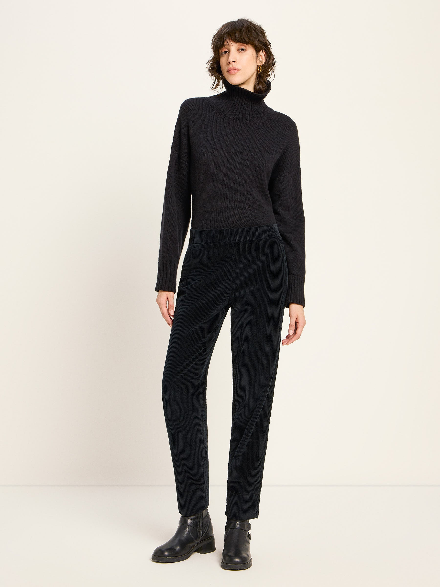 Lanius - Corduroy Trousers - Black