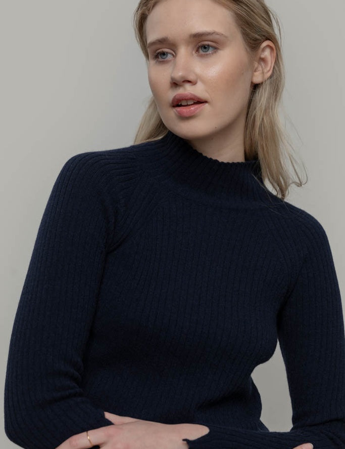 Maglia_Donna_Light_Cashmere_Rigenerato_Euridice_1.jpg