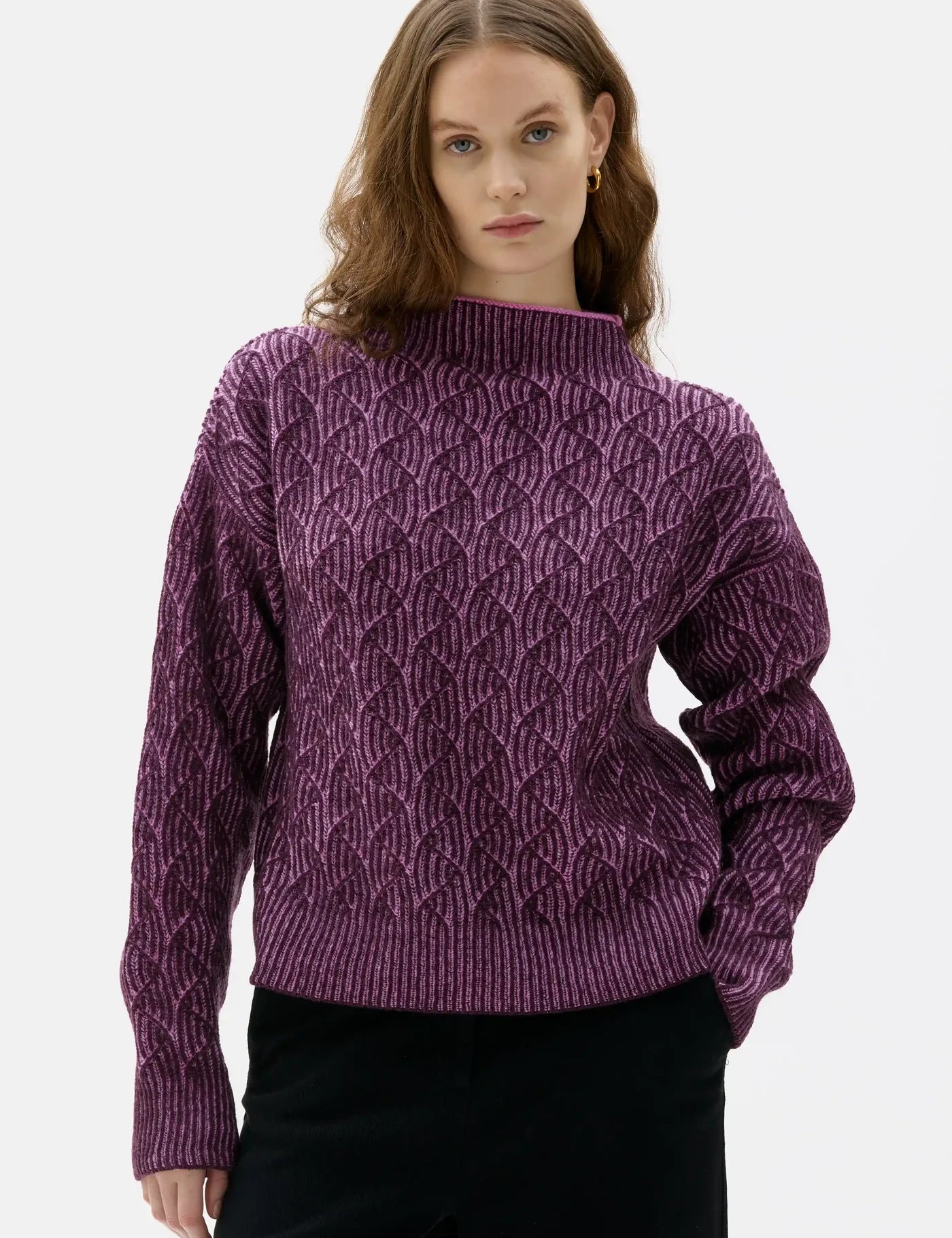 Maska_AW26_Zoya_Grape_zoom.webp