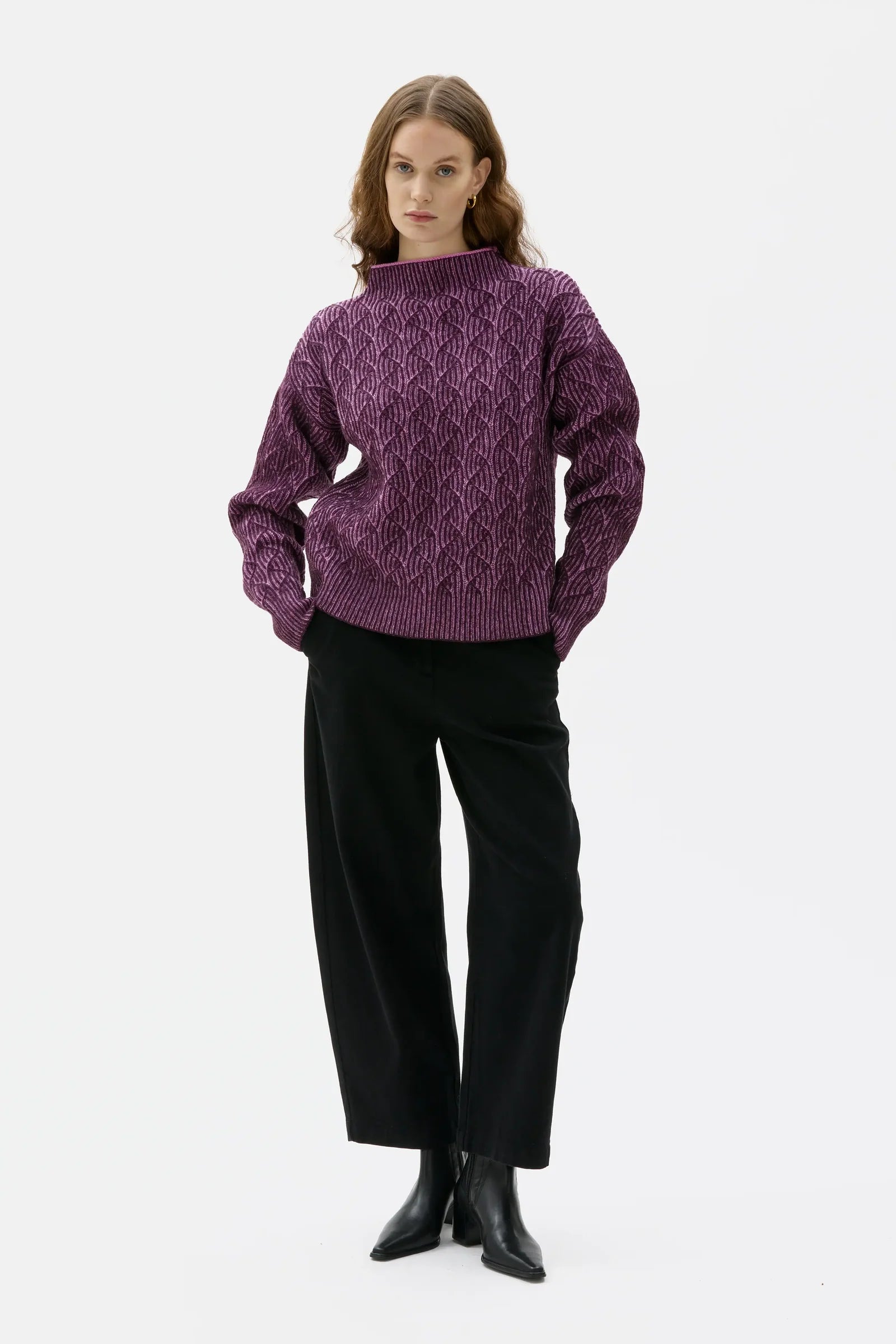Maska - Bicolour Lambswool Sweater - Grape
