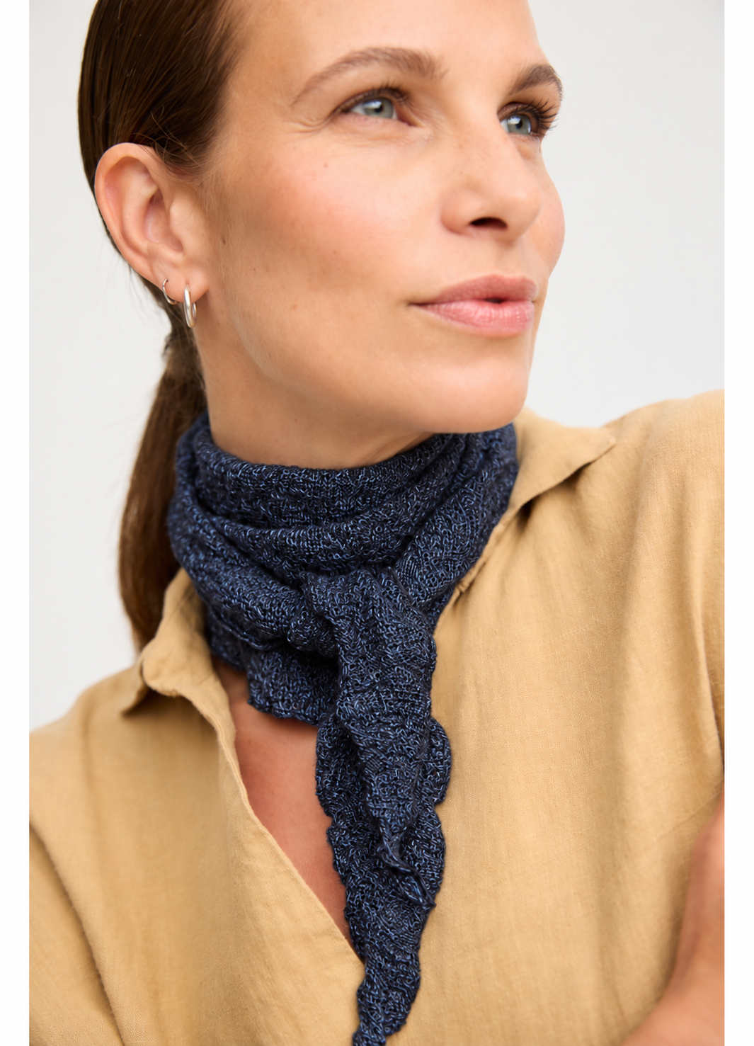 knit kerchief - Midnight blue melange