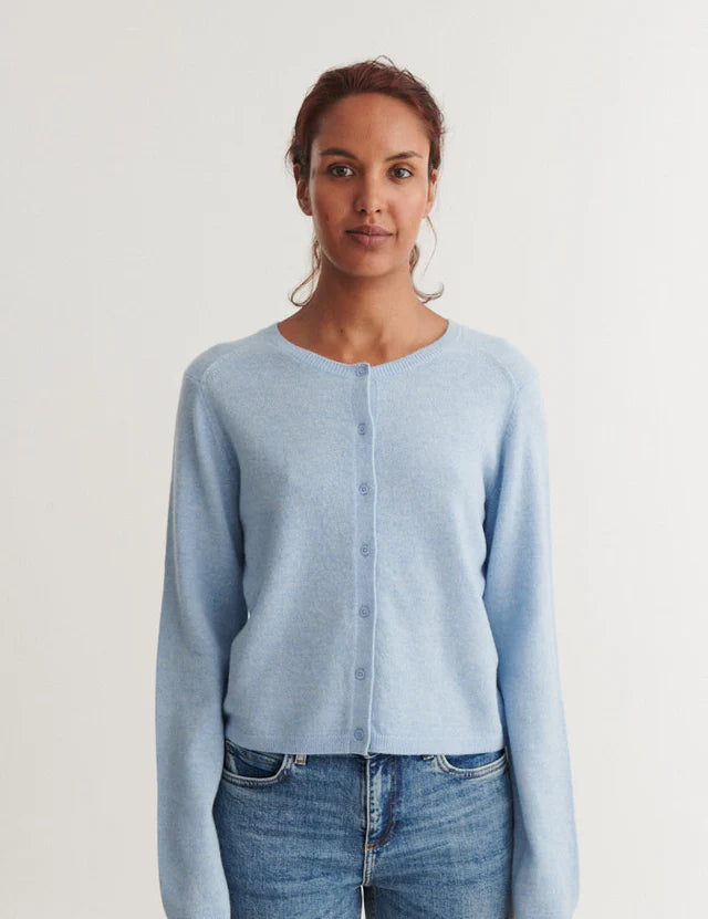 Selem_Cardigan-Cardigans-BA203-02-038_Light_Blue.webp