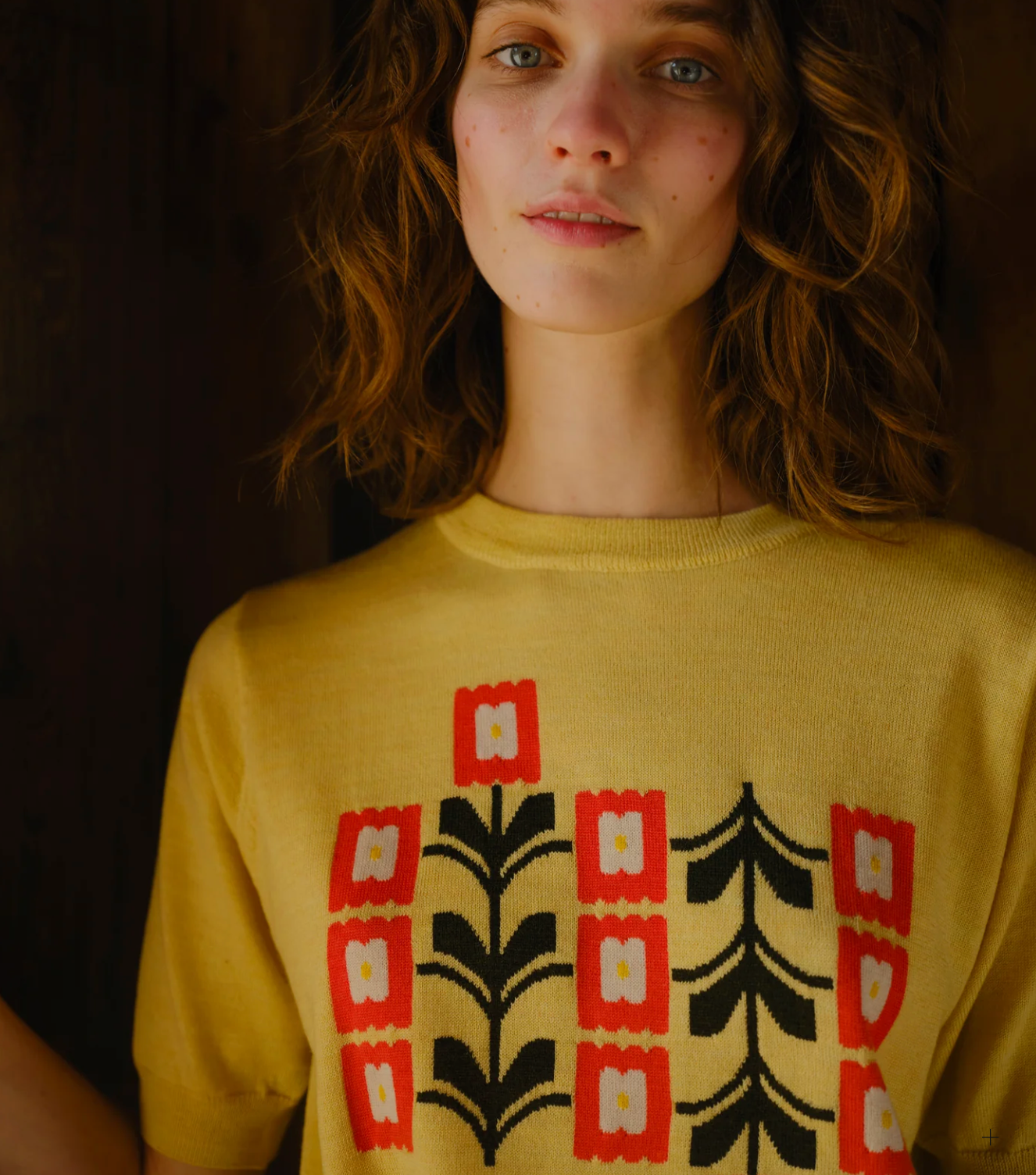 Degen - Zinnia Flower Sweater Tee -