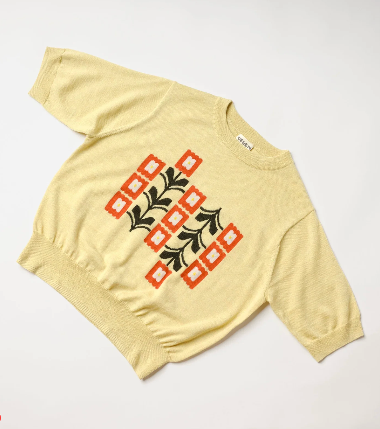 Degen - Zinnia Flower Sweater Tee -