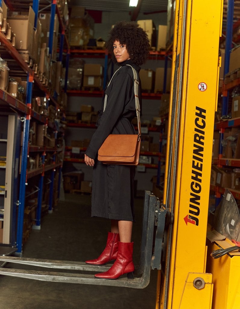 O My Bag Audrey Cognac Apple Leather