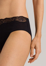 Hanro Lace Delight High cut Brief Black