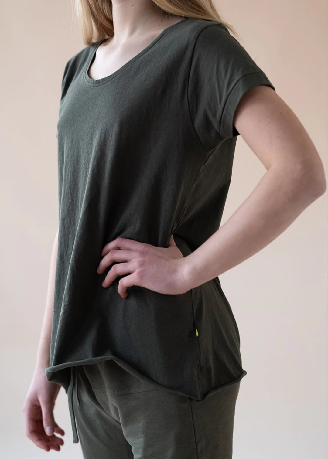 Yogamii - Yama Tee - Dark Olive