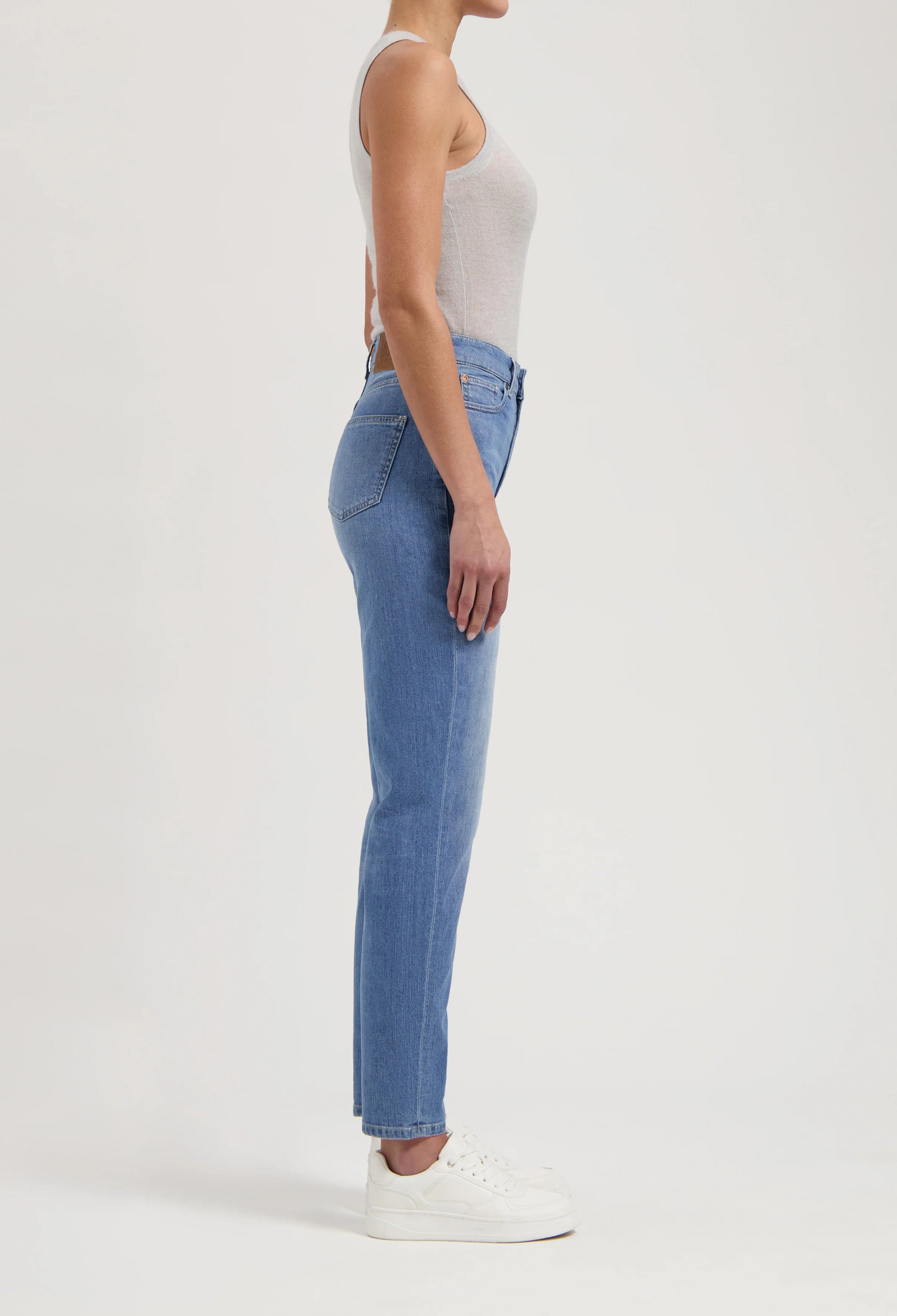 Mud Jeans - Mams High Tapered - Old Stone