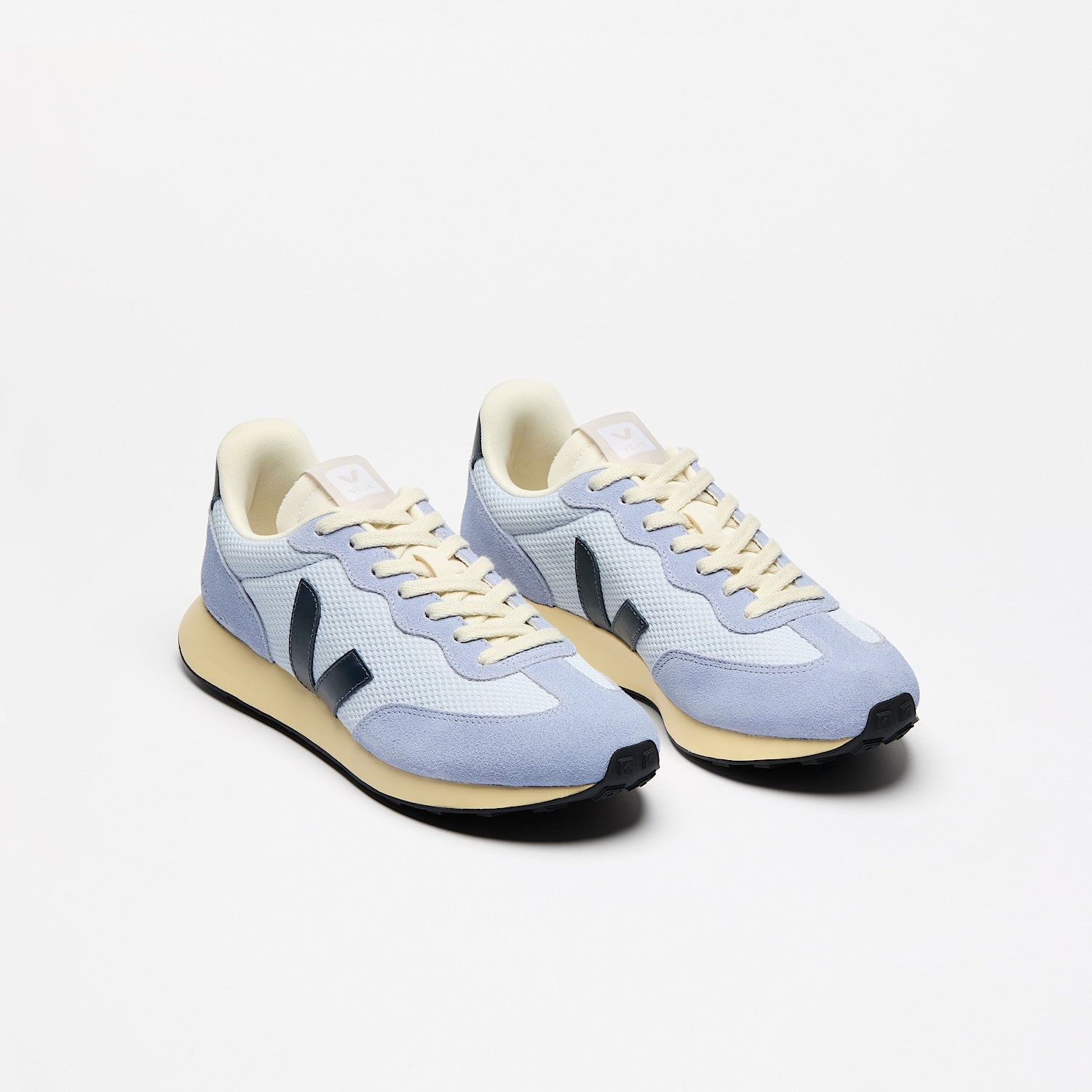 veja-sneakers-rio-branco-ii-genanvendt-bla-ro1803876_2.jpg