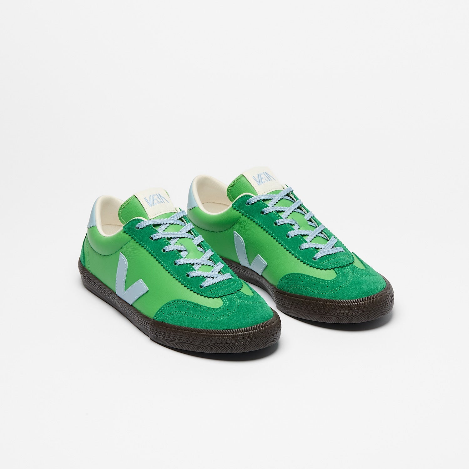 Veja - Volley Leather - Leaf Steel Eagle
