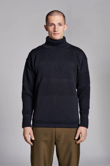 S.N.S Herning - Fisherman Sweater | høj hals, navy blue