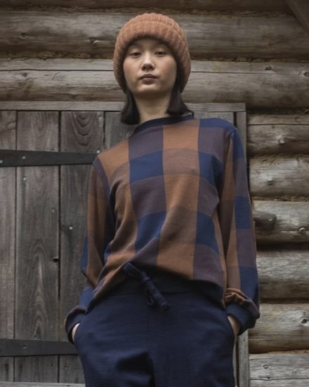 Beaumont Organic -Sierra Cay Knitted Check Top - Walnut and Night Sky Check