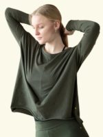 Yogamii – Lion Drapy Tee – Dark Olive